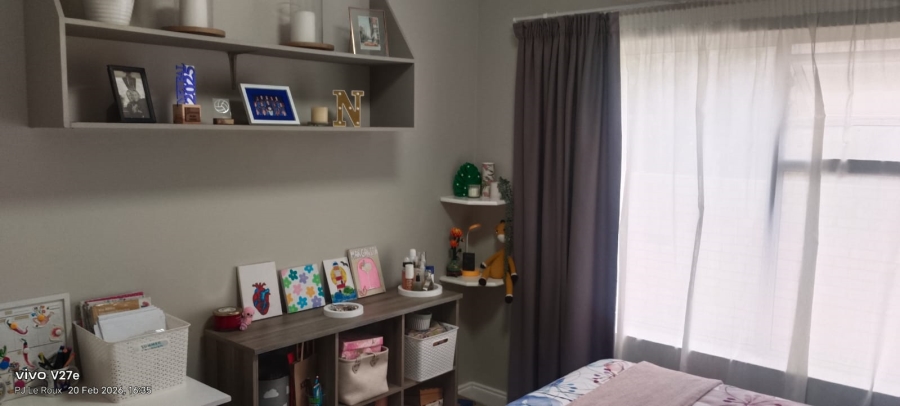 5 Bedroom Property for Sale in Monte Christo Western Cape